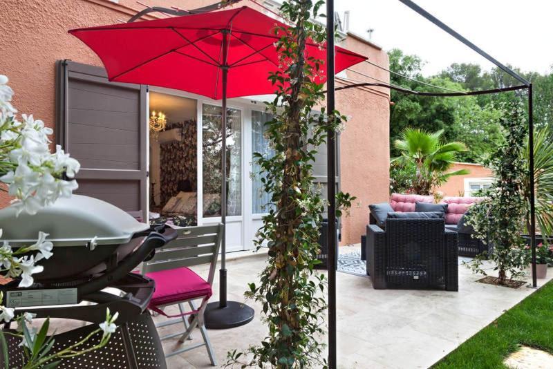 Bed and Breakfast La Casa Dei Sogni Flayosc Экстерьер фото
